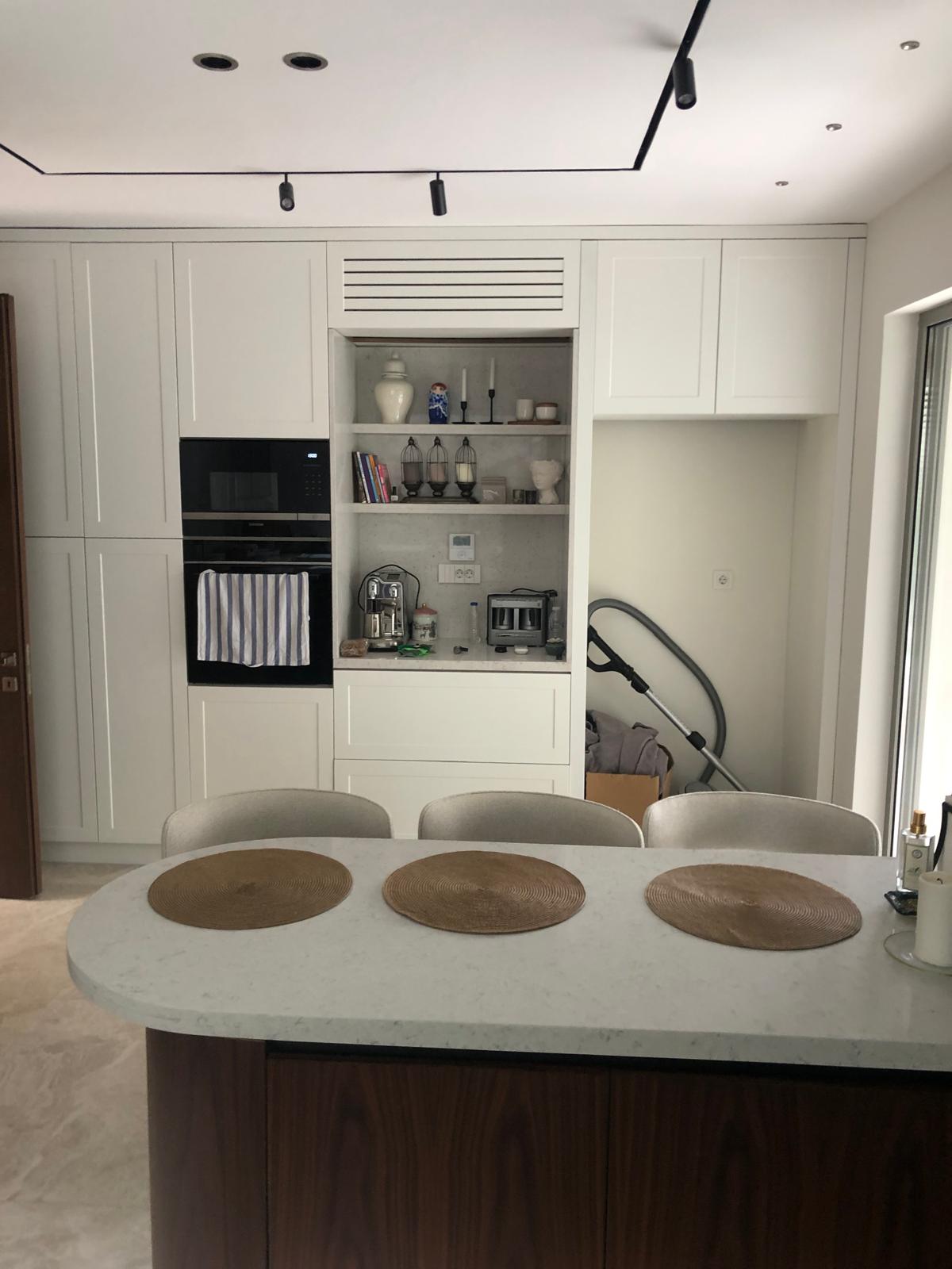 Bahçeşehir villa mutfağının öncesi ve sonrası dönüşüm sunumu - 3